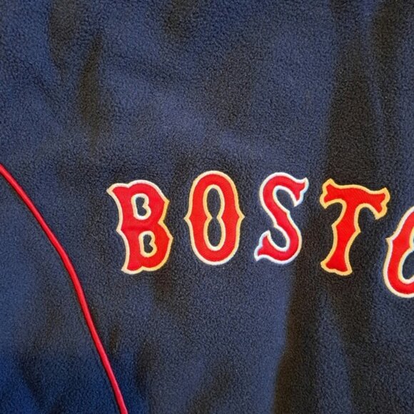Boston Red Sox women's size Medium fleece jacket with quilted lining & hood - Picture 4 of 5